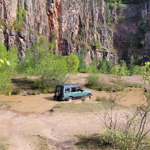 Whitecliff Off Road Quarry Driving - 4x4 in Mud in Quarry Whitecliff Off Road Quarry Driving - 4x4 in Mud in Quarry